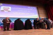 دکتر اسماعیل ابراهیمی تکامجانی جایزه حکیم جرجانی را در دوازدهمین جشنواره ابن سینا کسب نمود
